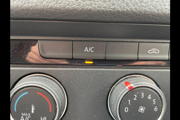 Volkswagen Crafter 35 2.0 TDI L5H3 Trendline AIRCO CRUISE NAVI CAMERA APPLE CARPLAY SIDEBARS ZEER NETTE BUS