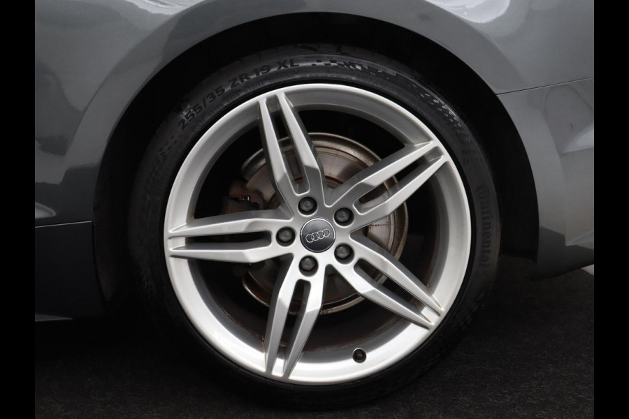 Audi A5 Coupé 2.0 TFSI MHEV S-Line | Bang & Olufsen | Stoelverwarming | Leder/Alcantara | Navigatie | Full LED | Sportstoelen | Parkeerhulp