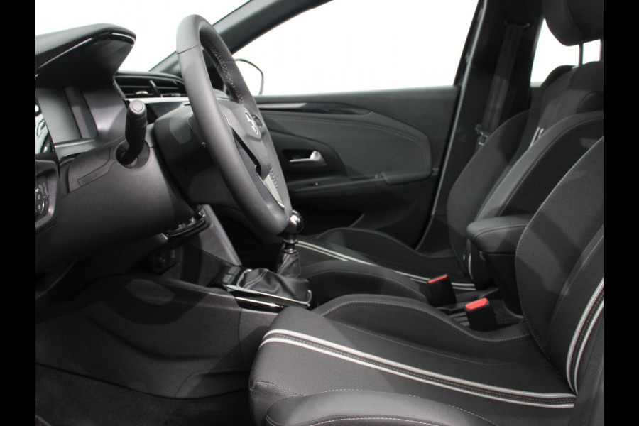 Opel Corsa 1.2 100pk Turbo Elegance Sky | Panoramadak | Stuurverwarming |  | Climate control | Cruise control | LED | Stoelverwarming | Camera | Navigatie | Apple Carplay/ Android Auto |