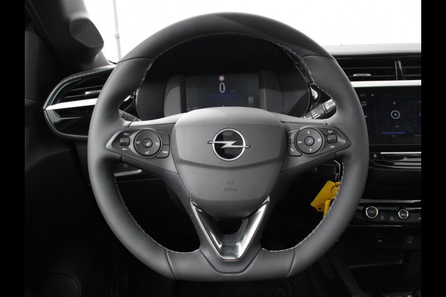 Opel Corsa 1.2 100pk Turbo Elegance Sky | Panoramadak | Stuurverwarming |  | Climate control | Cruise control | LED | Stoelverwarming | Camera | Navigatie | Apple Carplay/ Android Auto |