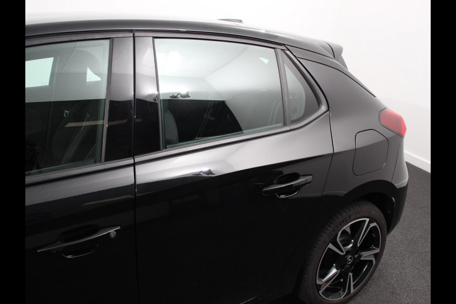 Opel Corsa 1.2 100pk Turbo Elegance Sky | Panoramadak | Stuurverwarming |  | Climate control | Cruise control | LED | Stoelverwarming | Camera | Navigatie | Apple Carplay/ Android Auto |