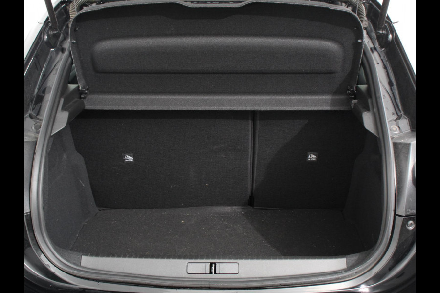Opel Corsa 1.2 100pk Turbo Elegance Sky | Panoramadak | Stuurverwarming |  | Climate control | Cruise control | LED | Stoelverwarming | Camera | Navigatie | Apple Carplay/ Android Auto |