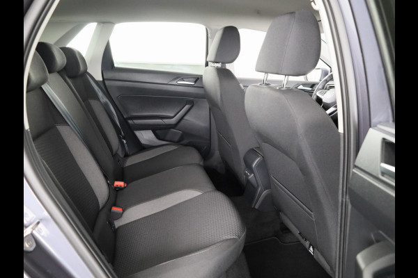 Volkswagen Polo 1.0 TSI Life Edition 95 pk Automaat (DSG) | Verlengde garantie | Navigatie via App | Parkeersensoren achter | Achteruitrijcamera | Adaptieve cruise control |