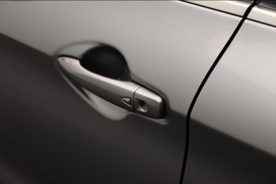 Nissan QASHQAI 1.2 N-Connecta Navigatie Rondomzicht/Camera
