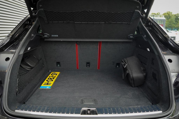 Porsche Cayenne Coupé 3.0 / Pano / 18-Voudig / NL Auto / Incl BTW / 22'' / Sportuitlaat