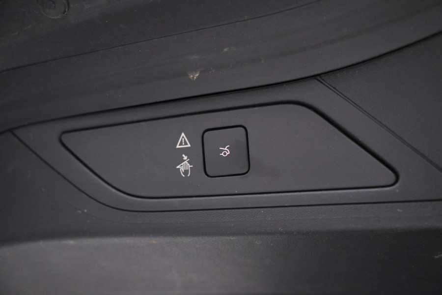 Citroën Grand C4 Spacetourer 1.2 PureTech Shine 7 Persoons, Navigatie, Panorama, Trekhaak
