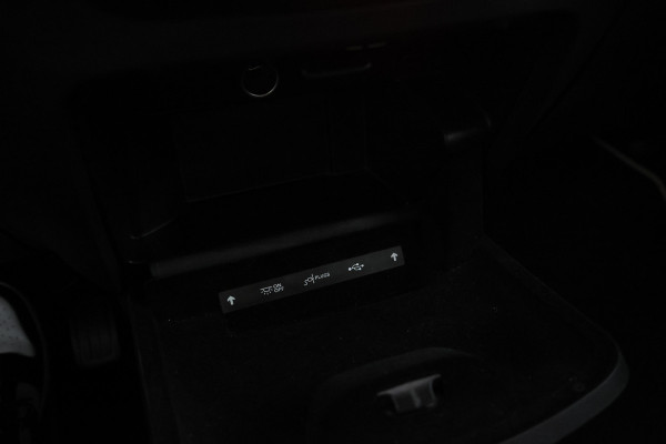 Citroën Grand C4 Spacetourer 1.2 PureTech Shine 7 Persoons, Navigatie, Panorama, Trekhaak