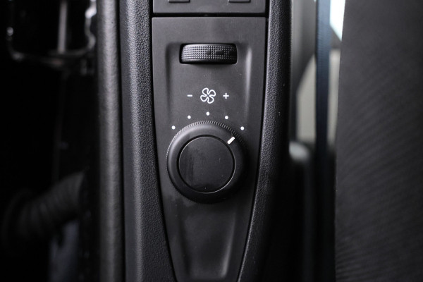 Citroën Grand C4 Spacetourer 1.2 PureTech Shine 7 Persoons, Navigatie, Panorama, Trekhaak