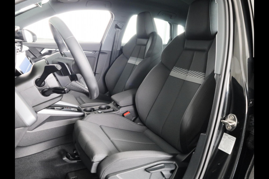 Audi A3 Sportback 30 TFSI Advanced Edition 116pk S-tronic | Navigatie | optiekpakket zwart plus | Apple Carplay/Android Auto