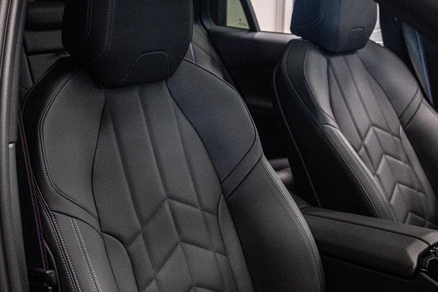 BMW 5 Serie Touring 540d xDrive *M-Sport Pro / Bowers & Wilkins / Panorama / Actieve-Stoelventilatie / Standverwarming / Surround-View*