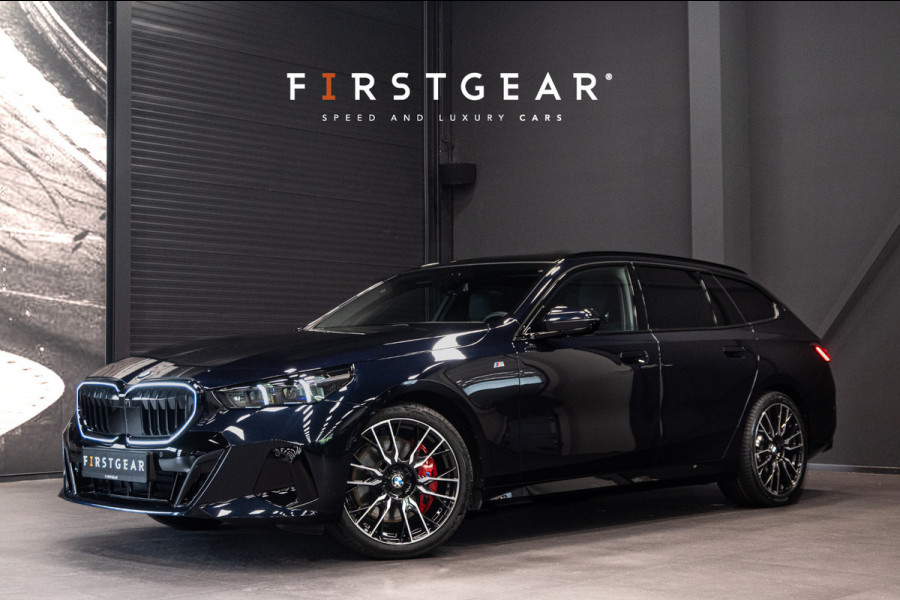 BMW 5 Serie Touring 540d xDrive *M-Sport Pro / Bowers & Wilkins / Panorama / Actieve-Stoelventilatie / Standverwarming / Surround-View*