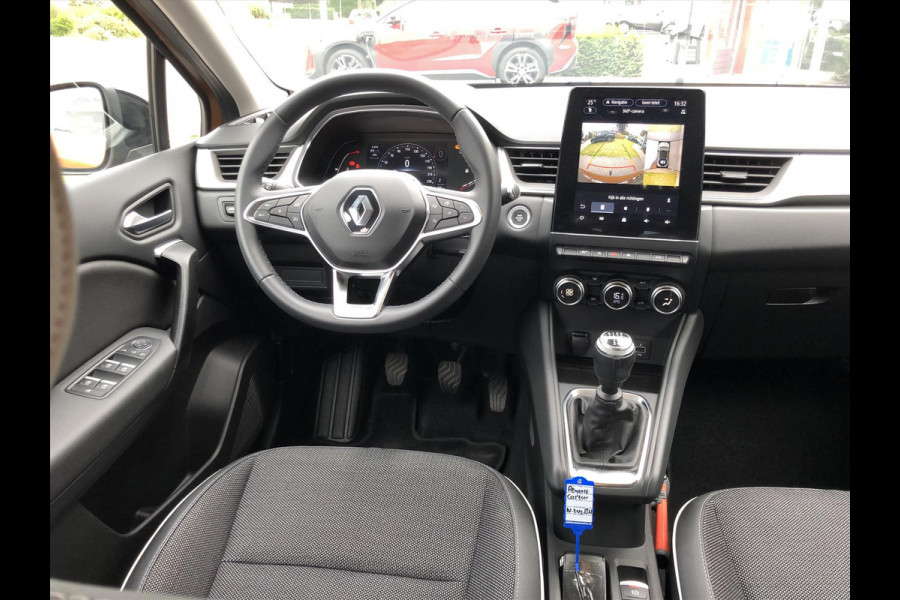 Renault Captur TCe 90pk Intens | Eerste eigenaar, Trekhaak, Parkeersensoren, Camera, Keyless, LED, 17inch, Cruise control