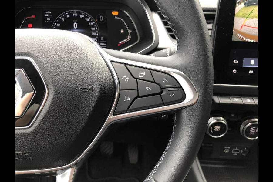 Renault Captur TCe 90pk Intens | Eerste eigenaar, Trekhaak, Parkeersensoren, Camera, Keyless, LED, 17inch, Cruise control