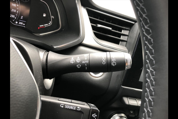 Renault Captur TCe 90pk Intens | Eerste eigenaar, Trekhaak, Parkeersensoren, Camera, Keyless, LED, 17inch, Cruise control