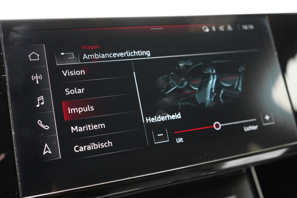 Audi Q8 e-tron 55 quattro 408pk S Edition 115 kWh | Head-Up | BTW | Panoramadak | Leder | Keyless | Trekhaak afn. | B&O Audi Q8 e-tron 55 quattro 408pk S Edition 115 kWh | Head-Up | BTW | Panoramadak | Leder | Keyless | Trekhaak afn. | B&O