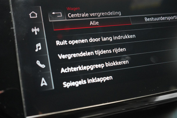 Audi Q8 e-tron 55 quattro 408pk S Edition 115 kWh | Head-Up | BTW | Panoramadak | Leder | Keyless | Trekhaak afn. | B&O Audi Q8 e-tron 55 quattro 408pk S Edition 115 kWh | Head-Up | BTW | Panoramadak | Leder | Keyless | Trekhaak afn. | B&O