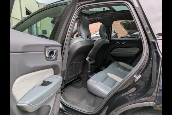 Volvo XC60 2.0 T8 Plug-in hybrid AWD R-Design|Panodak|Harman/Kardon|Adaptive-Cruise|Stoel/Stuurverwarming|Memory|Aut.Trekhaak