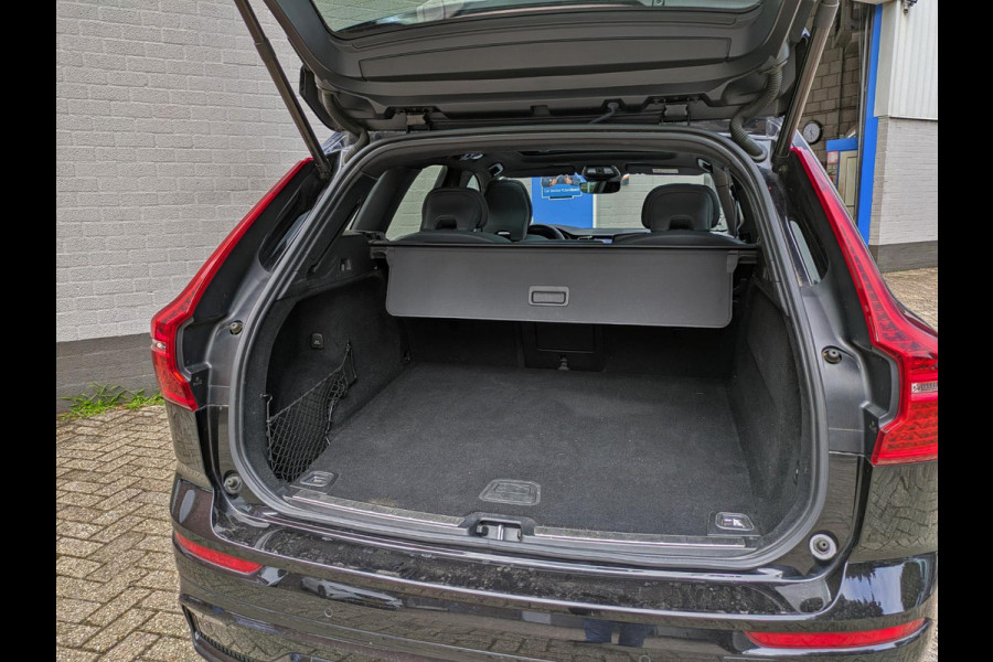 Volvo XC60 2.0 T8 Plug-in hybrid AWD R-Design|Panodak|Harman/Kardon|Adaptive-Cruise|Stoel/Stuurverwarming|Memory|Aut.Trekhaak