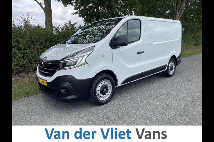 Renault Trafic 2.0 dCi 120pk E6 R-link 3-zits Lease €246 p/m Airco, Navi, PDC, Trekhaak, Imperiaal, Cruise controle, onderhoudshistorie aanwezig