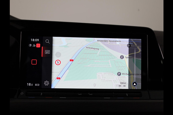 Volkswagen Golf 1.4 eHybrid Style 204 PK | Automaat | Navigatie | Led | Parkeersensoren