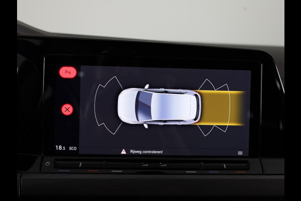 Volkswagen Golf 1.4 eHybrid Style 204 PK | Automaat | Navigatie | Led | Parkeersensoren