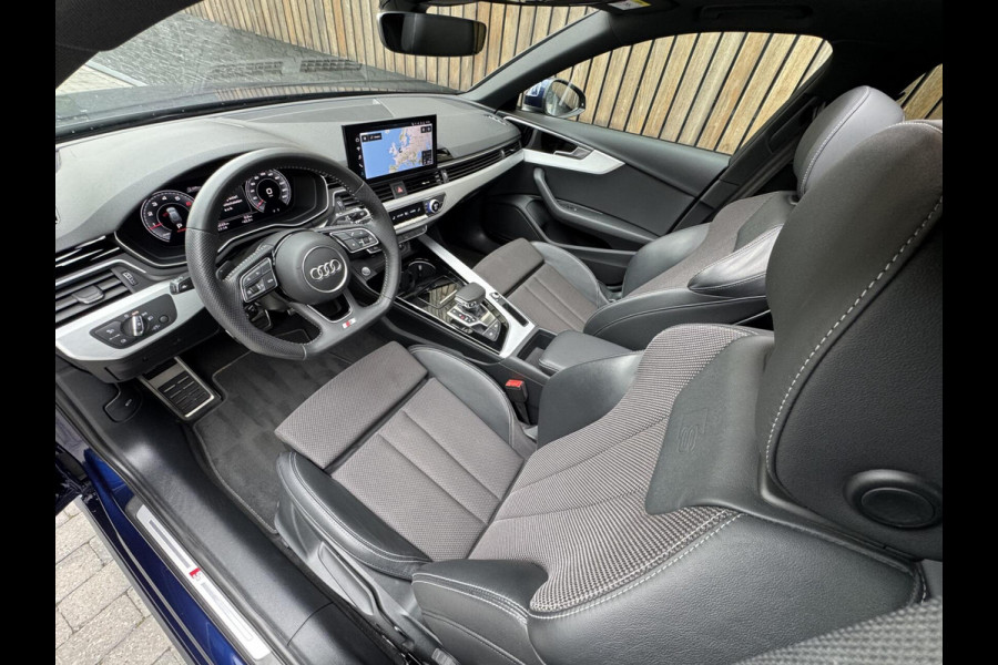 Audi A4 Avant 35 TFSI S-line Automaat | Panoramadak | Adaptieve cruise control | Grootlicht assistentie| Afgevlakt stuurwiel | Climate c