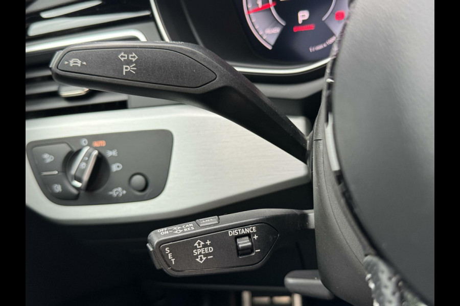 Audi A4 Avant 35 TFSI S-line Automaat | Panoramadak | Adaptieve cruise control | Grootlicht assistentie| Afgevlakt stuurwiel | Climate c