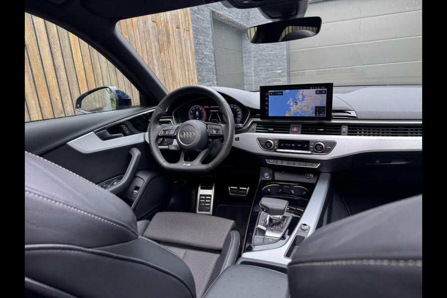 Audi A4 Avant 35 TFSI S-line Automaat | Panoramadak | Adaptieve cruise control | Grootlicht assistentie| Afgevlakt stuurwiel | Climate c