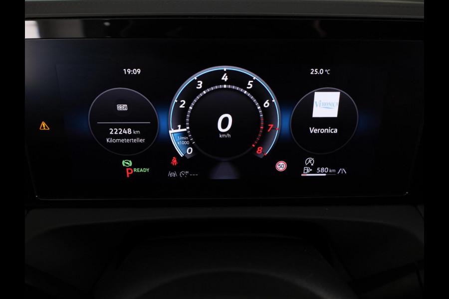 Volkswagen Tiguan 1.5 eTSI Elegance 150 pk Automaat (DSG) | Navigatie | Elektr. trekhaak | Parkeersensoren (Park assist) | Rondomzicht camera | Matrix LED koplampen |