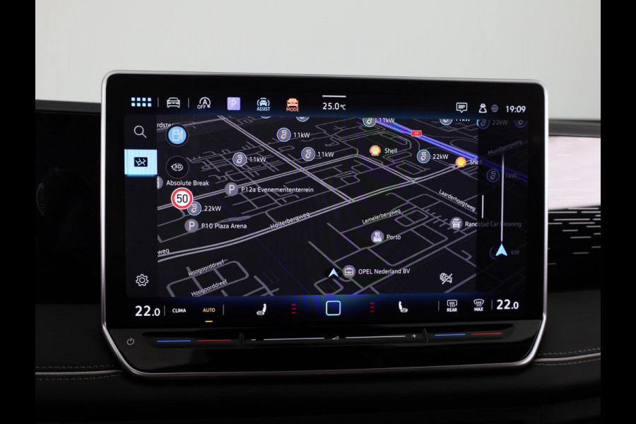 Volkswagen Tiguan 1.5 eTSI Elegance 150 pk Automaat (DSG) | Navigatie | Elektr. trekhaak | Parkeersensoren (Park assist) | Rondomzicht camera | Matrix LED koplampen |