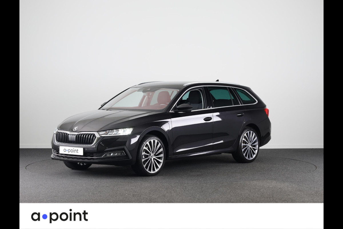 Škoda Octavia Combi 1.4 TSI iV PHEV Business Edition Plus 204 pk Automaat (DSG) | Navigatie | Parkeersensoren | Achteruitrijcamera | Adaptieve cruise control | Stoelverwarming v/a | LED koplampen |