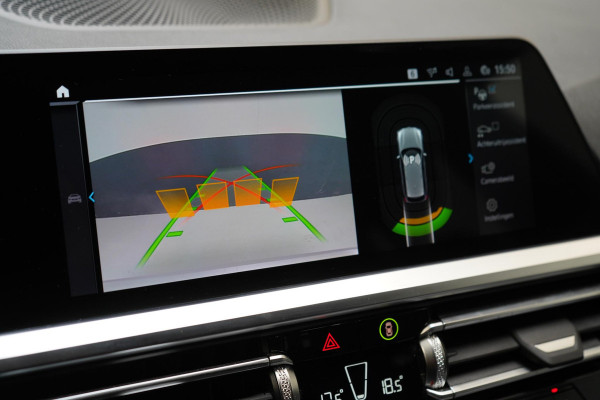 BMW 3 Serie Touring 330e Business Edition Plus | Adaptive cruise | Trekhaak wegkl. | Navigatie | Camera | Apple Carplay