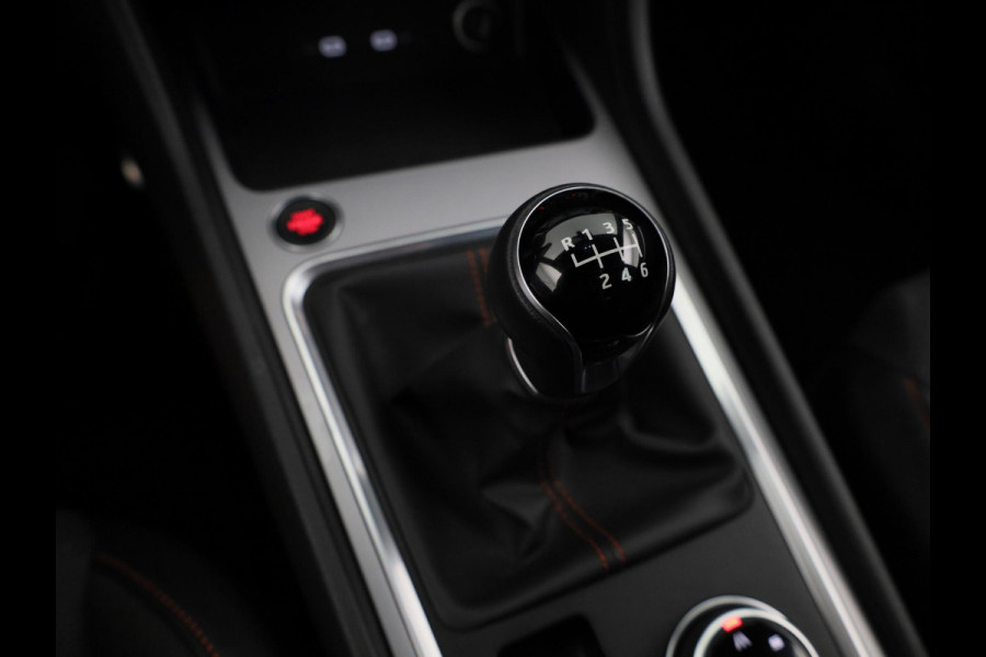 Seat Ateca 1.0 TSI FR 110 pk | Verlengde garantie | Navigatie via App | Parkeersensoren achter | Autom. airco | Apple Carplay/Android Auto | LED koplampen |