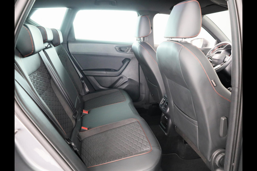 Seat Ateca 1.0 TSI FR 110 pk | Verlengde garantie | Navigatie via App | Parkeersensoren achter | Autom. airco | Apple Carplay/Android Auto | LED koplampen |