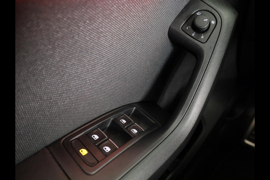 Seat Ateca 1.0 TSI FR 110 pk | Verlengde garantie | Navigatie via App | Parkeersensoren achter | Autom. airco | Apple Carplay/Android Auto | LED koplampen |
