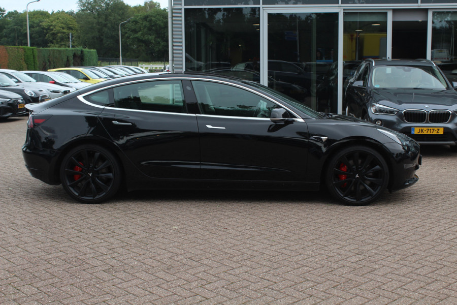 Tesla Model 3 Performance AWD 75 kWh / SoH 91.4% / Autopilot / Panoramadak / Camera / Leder / 20''' Leder / Premium Audio