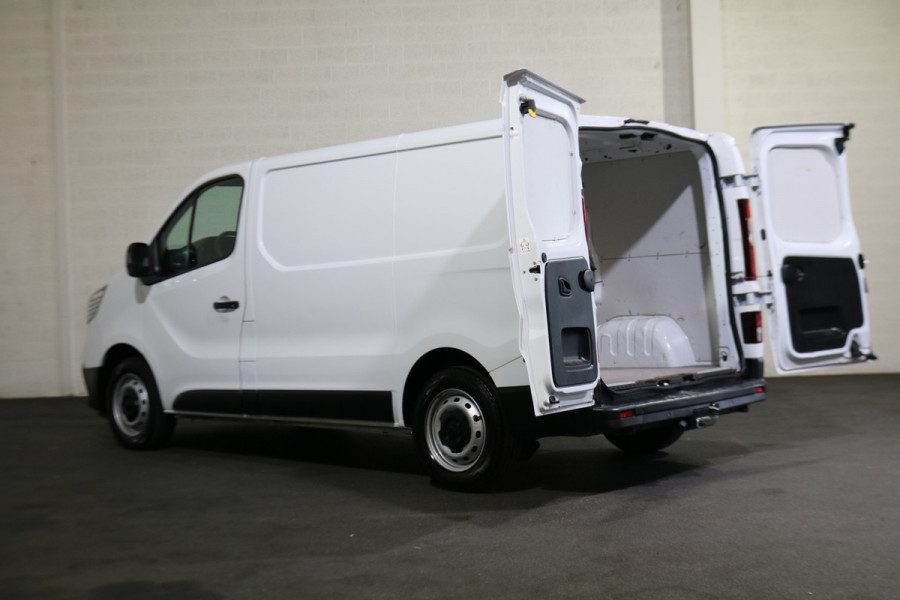 Renault Trafic 2.0 dCi 110pk L1 H1 Airco Trekhaak