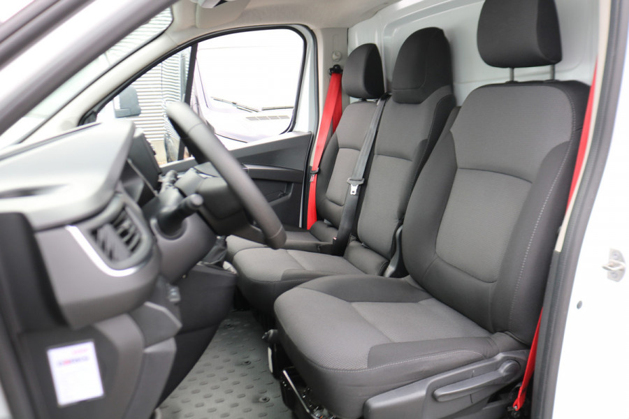 Renault Trafic 2.0 dCi 110pk L1 H1 Airco Trekhaak