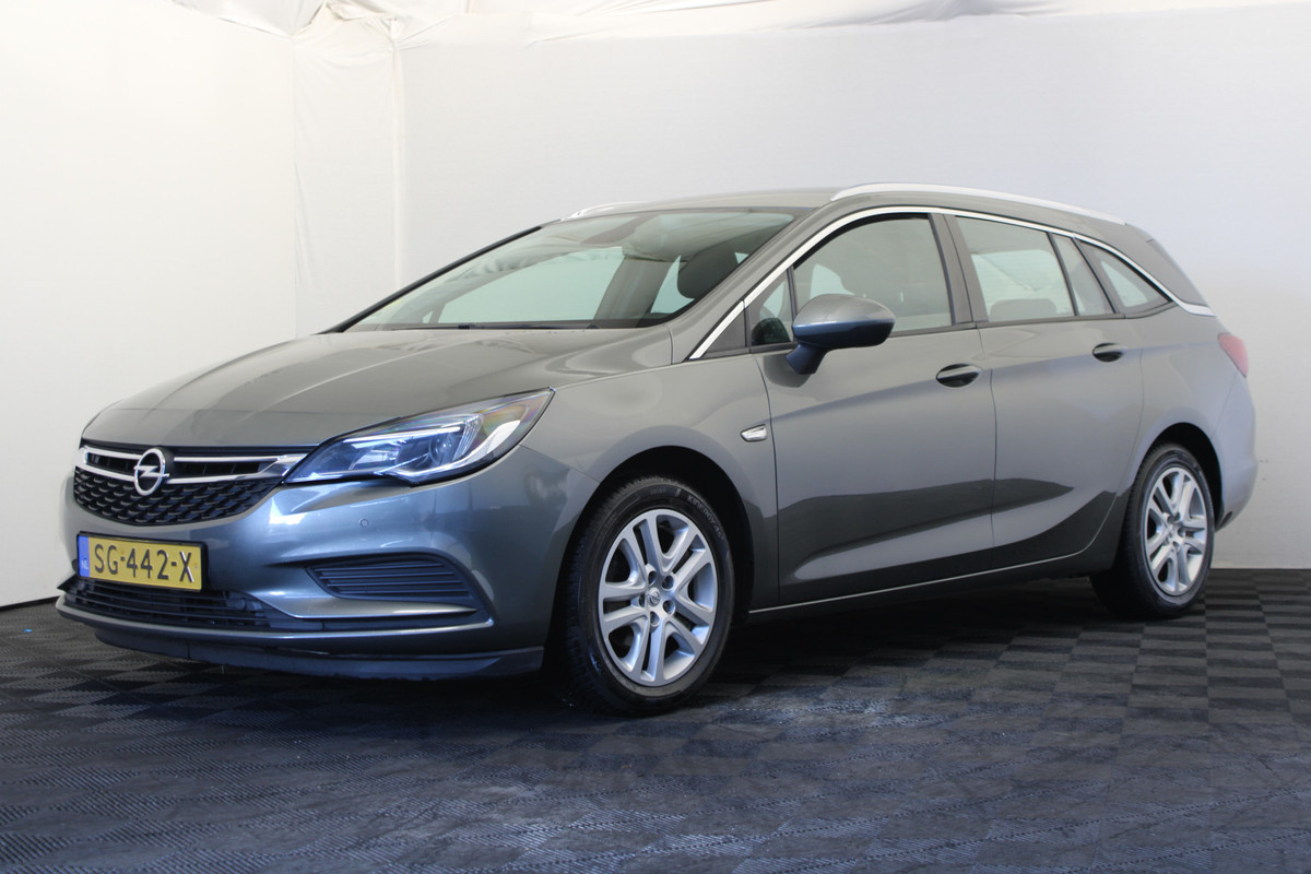 Opel Astra Sports Tourer 1.6 CDTI Business+ Opel Astra Sports Tourer 1.6 CDTI Business+