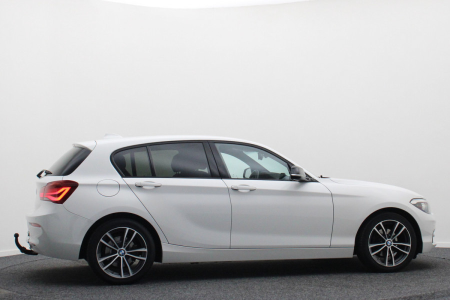 BMW 1-serie 116i Edition Sport Line Shadow Executive M Sport LED, Navigatie, Climate, Cruise, PDC