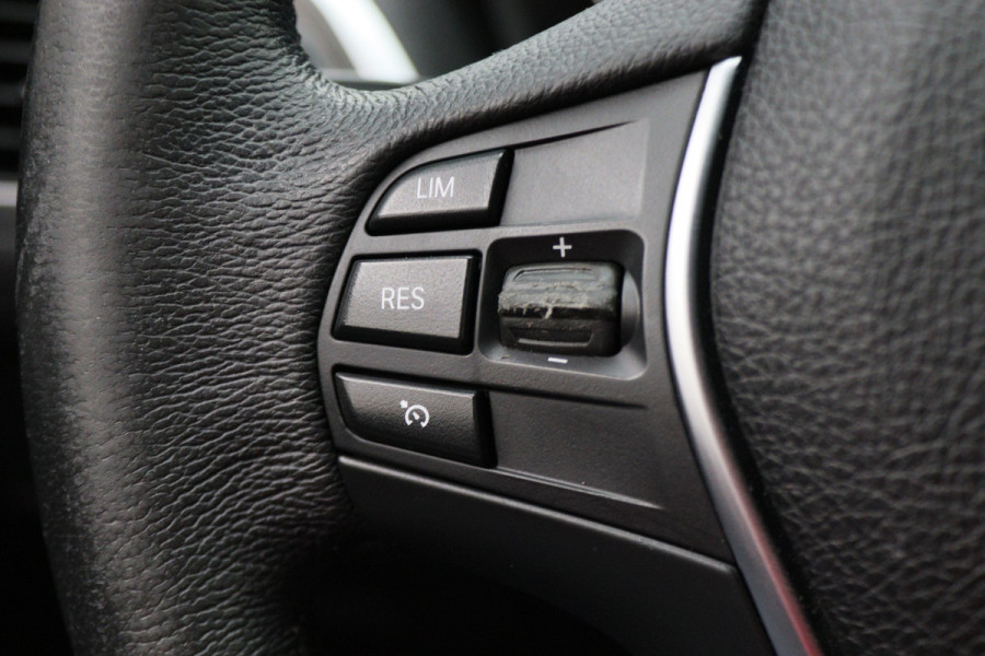 BMW 1-serie 116i Edition Sport Line Shadow Executive M Sport LED, Navigatie, Climate, Cruise, PDC