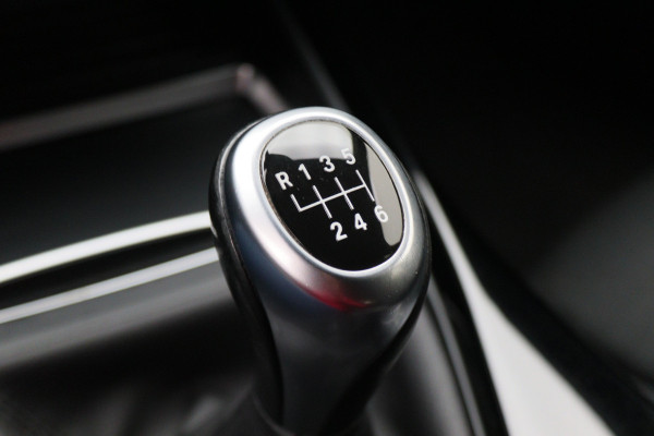 BMW 1-serie 116i Edition Sport Line Shadow Executive M Sport LED, Navigatie, Climate, Cruise, PDC