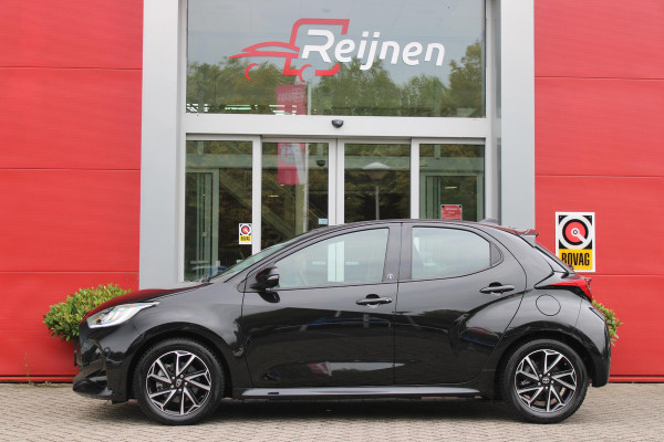 Toyota Yaris 1.5 Hybrid 115PK DYNAMIC | ACHTERUITRIJ CAMERA | ADAPTIVE CRUISE CONTROL | ELEKTRISCHE RAMEN VOOR  / ACHTER | DAB+ RADIO | APPLE CARPLAY / ANDROID AUTO | CLIMATE CONTROL | ALL SEASONS BANDEN | LED VERLICHTING | MISTLAMPEN VOOR |