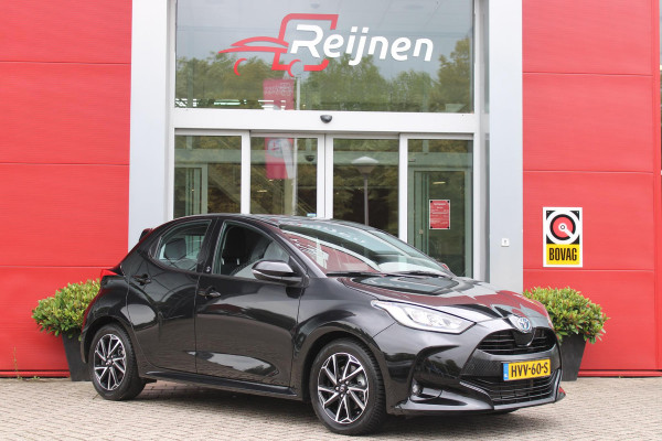 Toyota Yaris 1.5 Hybrid 115PK DYNAMIC | ACHTERUITRIJ CAMERA | ADAPTIVE CRUISE CONTROL | ELEKTRISCHE RAMEN VOOR  / ACHTER | DAB+ RADIO | APPLE CARPLAY / ANDROID AUTO | CLIMATE CONTROL | ALL SEASONS BANDEN | LED VERLICHTING | MISTLAMPEN VOOR |