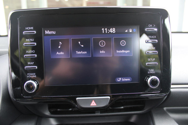 Toyota Yaris 1.5 Hybrid 115PK DYNAMIC | ACHTERUITRIJ CAMERA | ADAPTIVE CRUISE CONTROL | ELEKTRISCHE RAMEN VOOR  / ACHTER | DAB+ RADIO | APPLE CARPLAY / ANDROID AUTO | CLIMATE CONTROL | ALL SEASONS BANDEN | LED VERLICHTING | MISTLAMPEN VOOR |