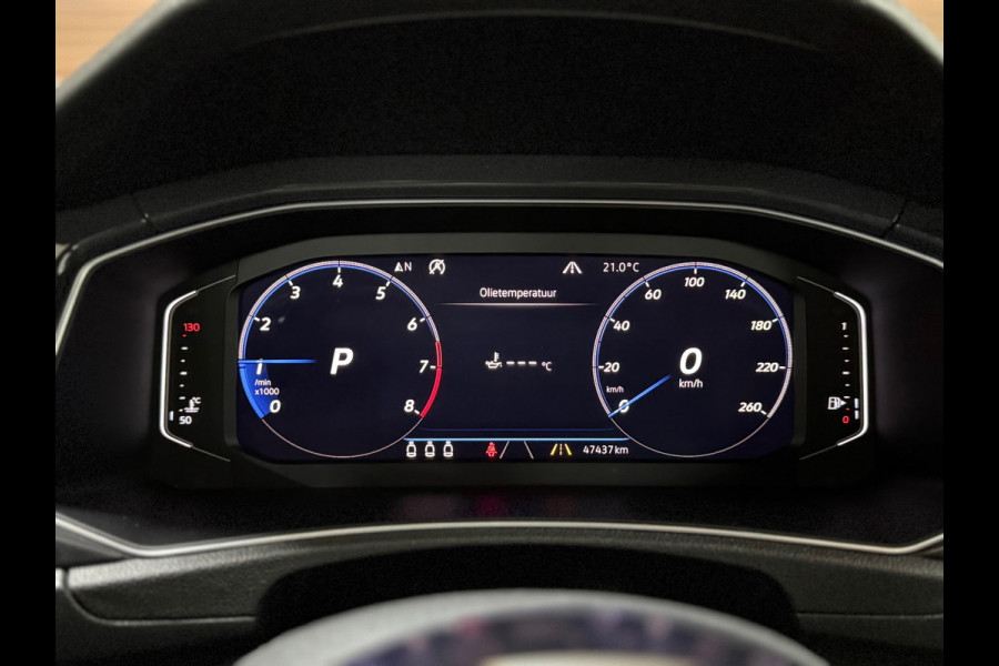 Volkswagen T-Roc 1.5 TSI Sport | Pano | Virtual Cockpit | Navi | 19' inch | Adaptive Cruise