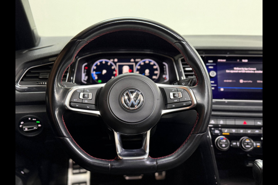 Volkswagen T-Roc 1.5 TSI Sport | Pano | Virtual Cockpit | Navi | 19' inch | Adaptive Cruise