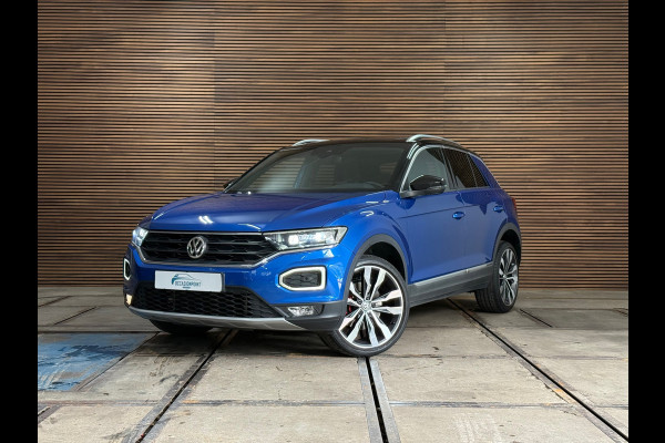 Volkswagen T-Roc 1.5 TSI Sport | Pano | Virtual Cockpit | Navi | 19' inch | Adaptive Cruise