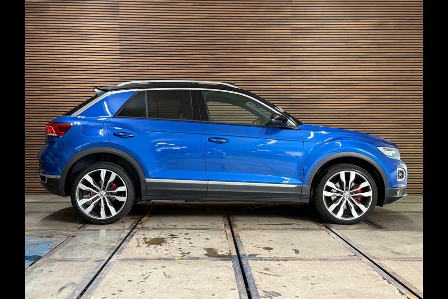Volkswagen T-Roc 1.5 TSI Sport | Pano | Virtual Cockpit | Navi | 19' inch | Adaptive Cruise
