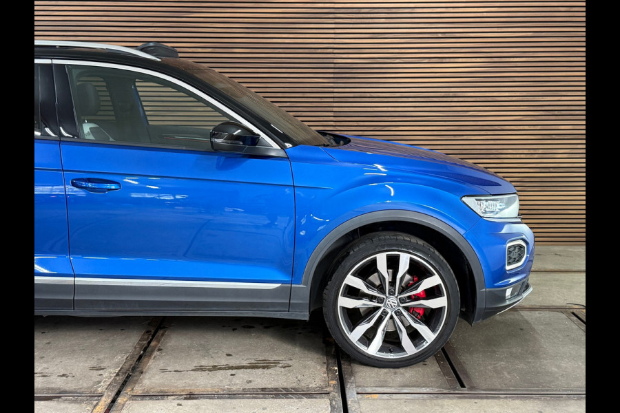 Volkswagen T-Roc 1.5 TSI Sport | Pano | Virtual Cockpit | Navi | 19' inch | Adaptive Cruise